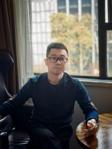宁波贷款老师，李奇鸿